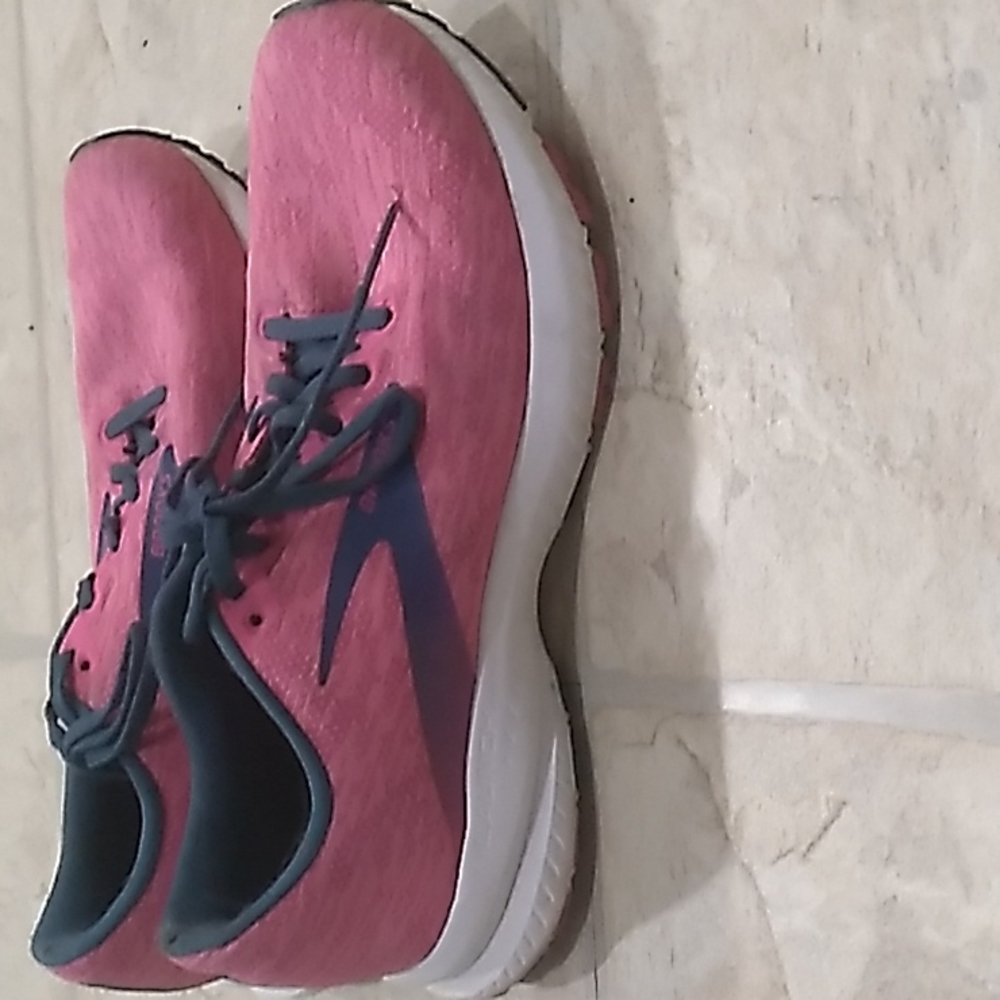 Brooks Launch 7 running shoes